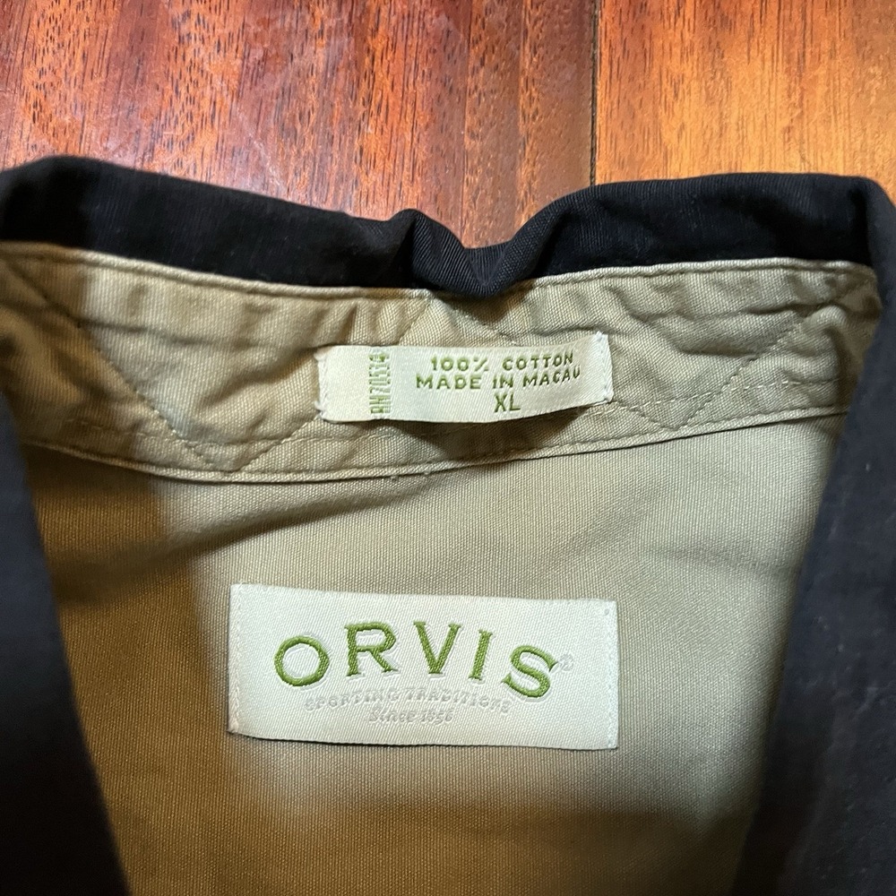 Vintage Orvis Shirt Mens XL Solid Black With Epauletes Button Down Field FADE 90 - Picture 3 of 7